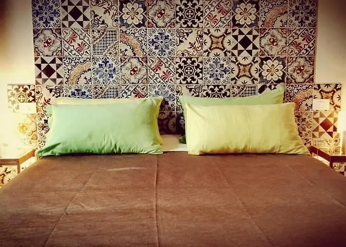 Donnaciccinatrapani Bed & Breakfast 3*