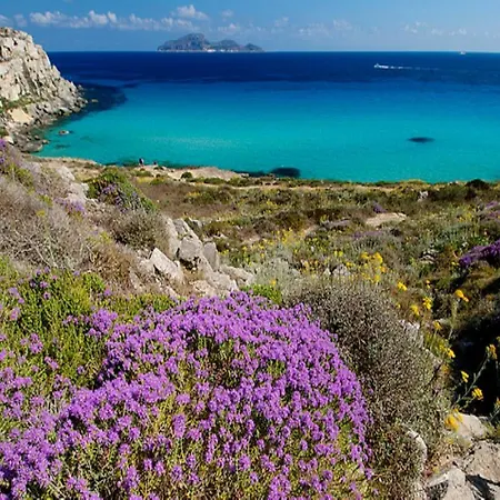Donnaciccinatrapani Nocleg ze śniadaniem Rilievo