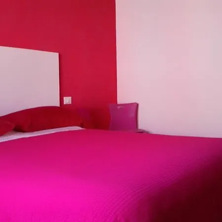 Bed & Breakfast Donnaciccinatrapani 3*