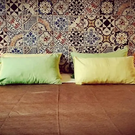 Donnaciccinatrapani Bed & Breakfast 3*